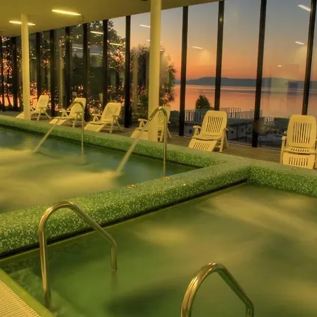 Butique Grand * バラトンレッレ