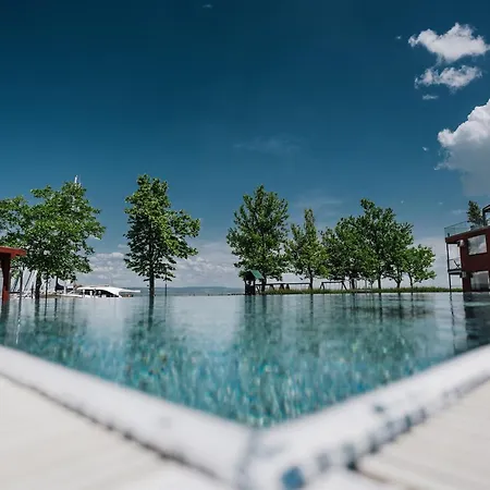 Butique Grand Apartment